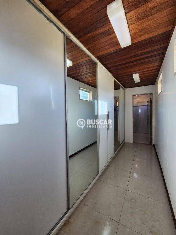 Casa à venda com 3 quartos, 400m² - Foto 11