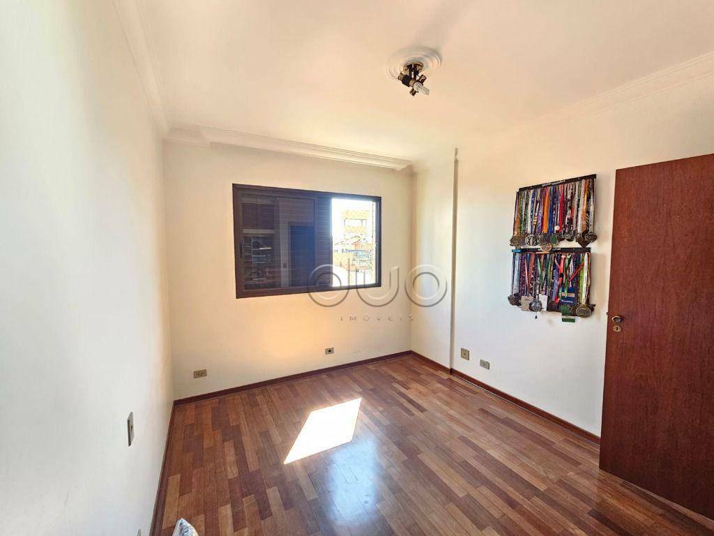 Apartamento para alugar com 3 quartos, 119m² - Foto 8