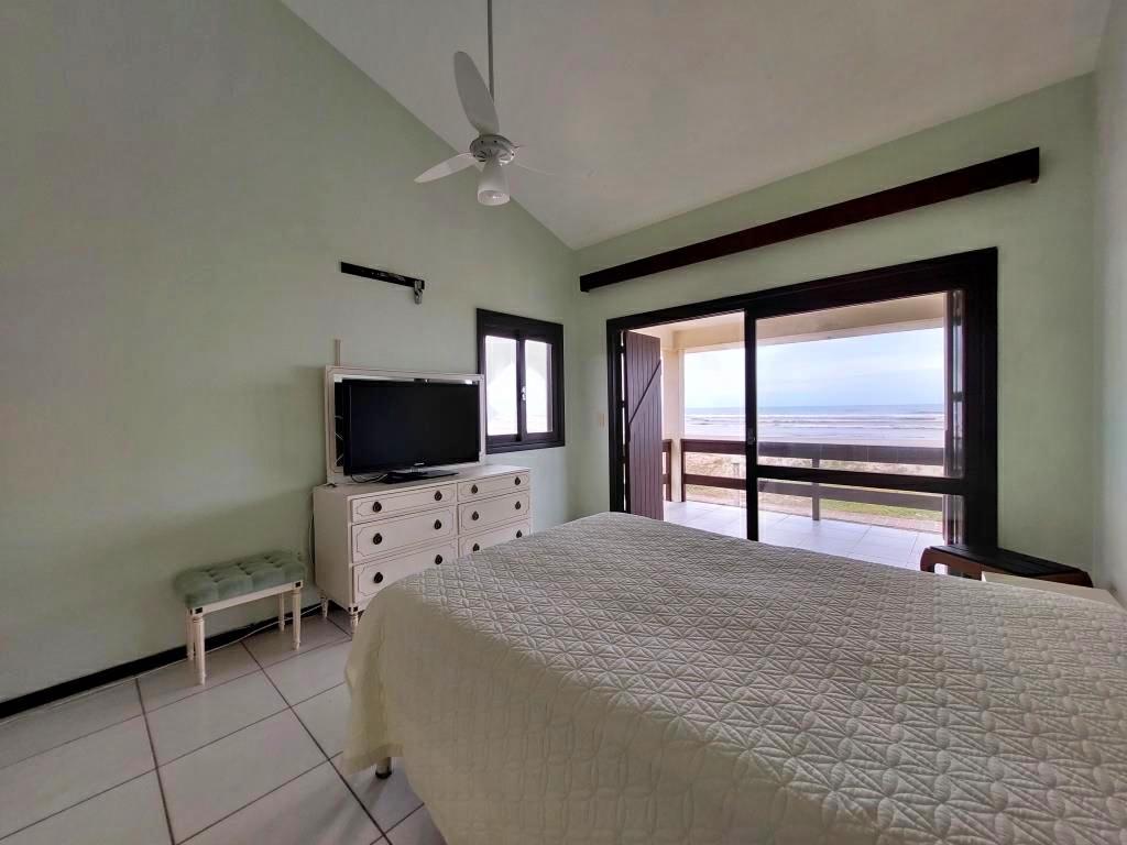 Casa à venda com 3 quartos, 204m² - Foto 23