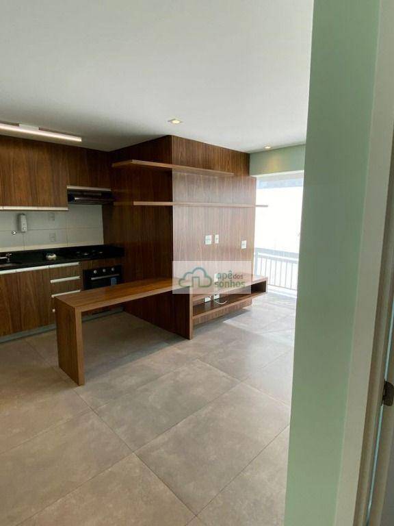 Apartamento para alugar com 2 quartos, 67m² - Foto 8