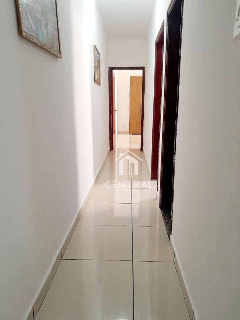 Casa à venda com 2 quartos, 77m² - Foto 10