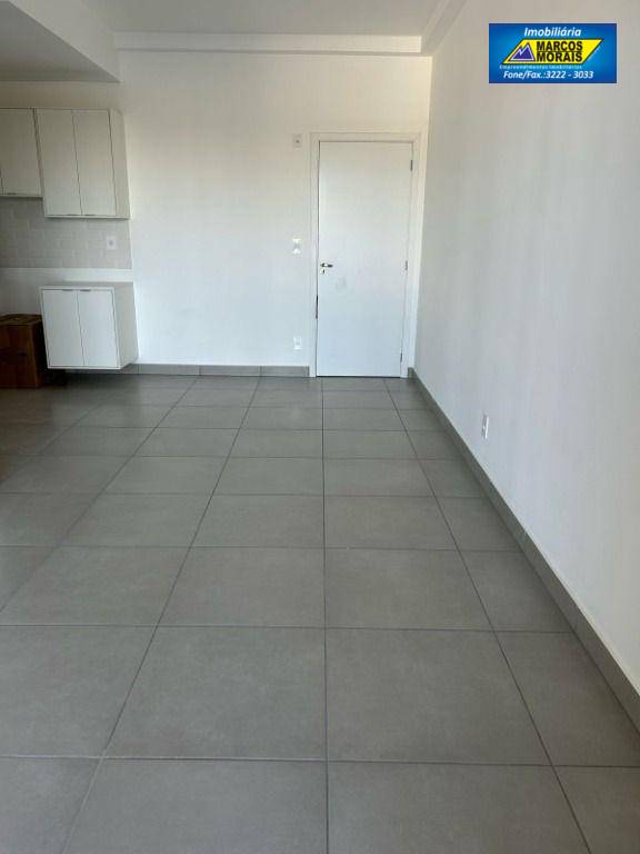 Apartamento à venda e aluguel com 2 quartos, 76m² - Foto 10