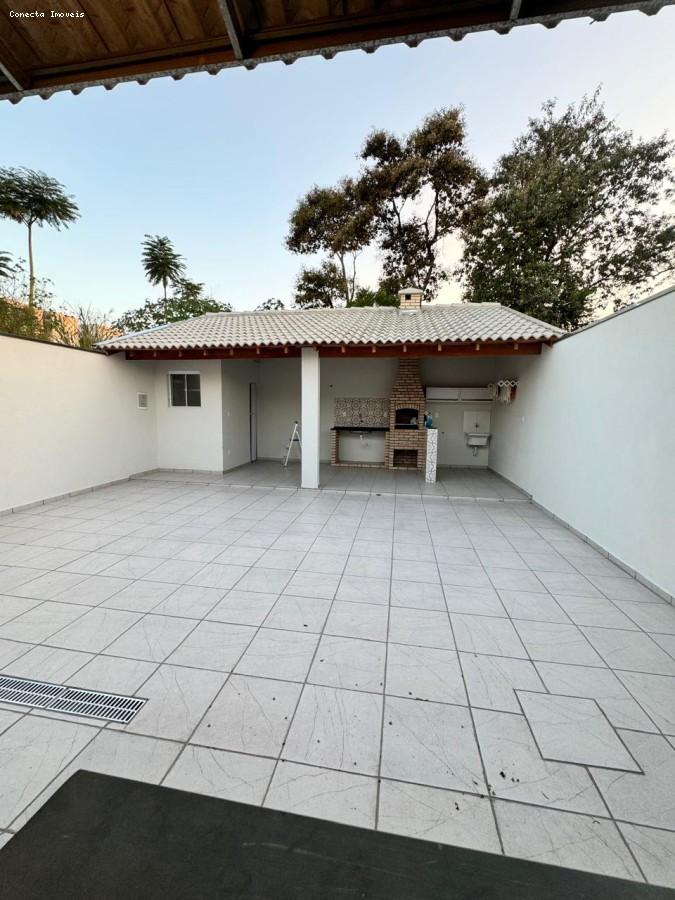 Casa à venda com 2 quartos, 70m² - Foto 9