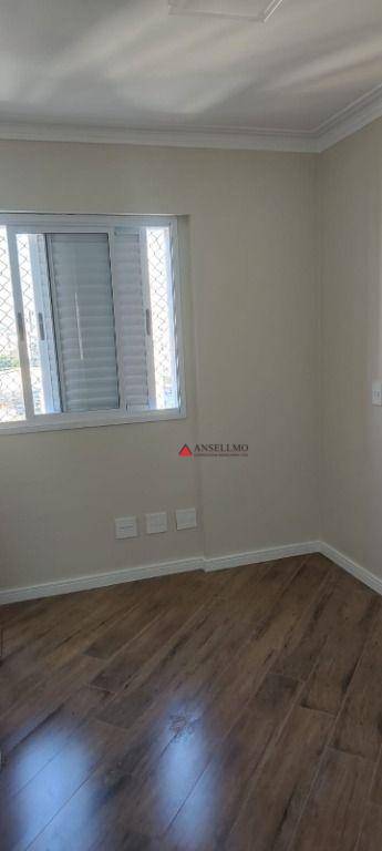 Apartamento à venda com 3 quartos, 83m² - Foto 13