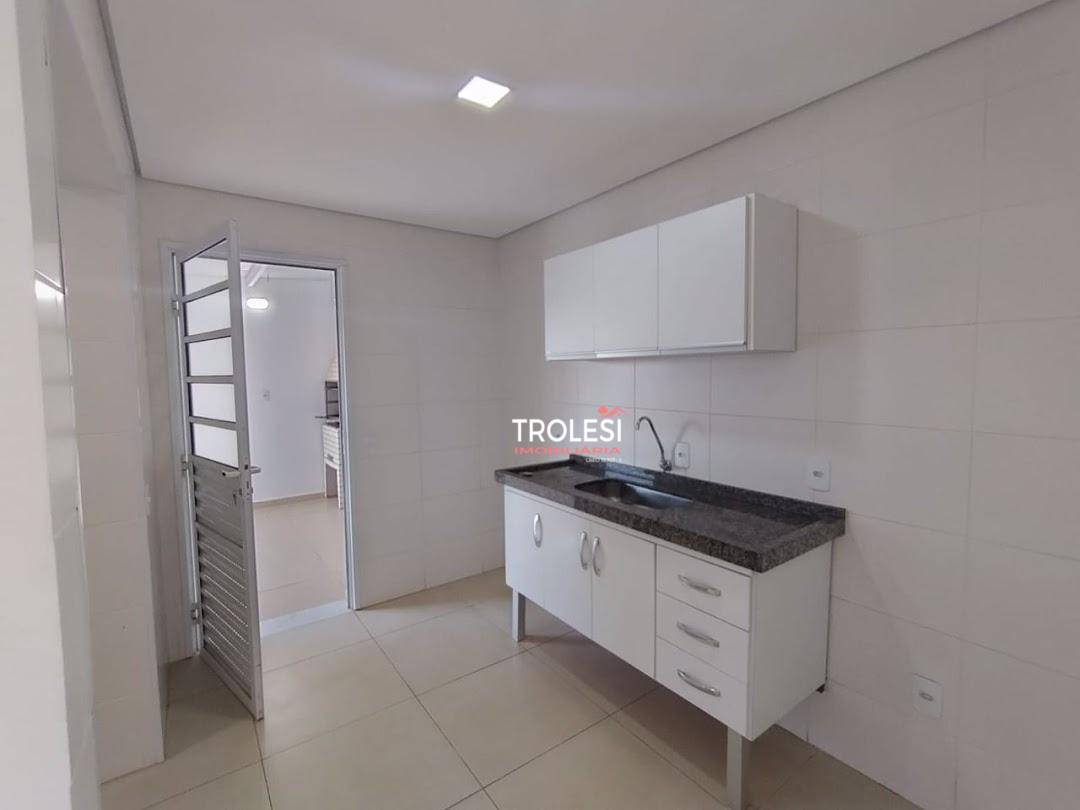 Apartamento para alugar com 3 quartos, 125m² - Foto 6
