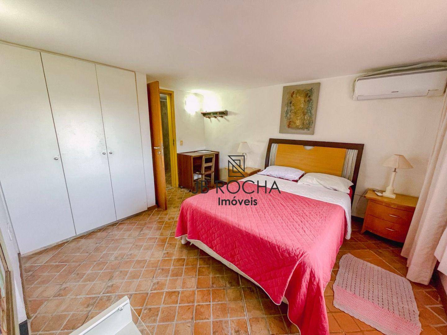 Casa de Condomínio para alugar com 3 quartos, 240m² - Foto 27