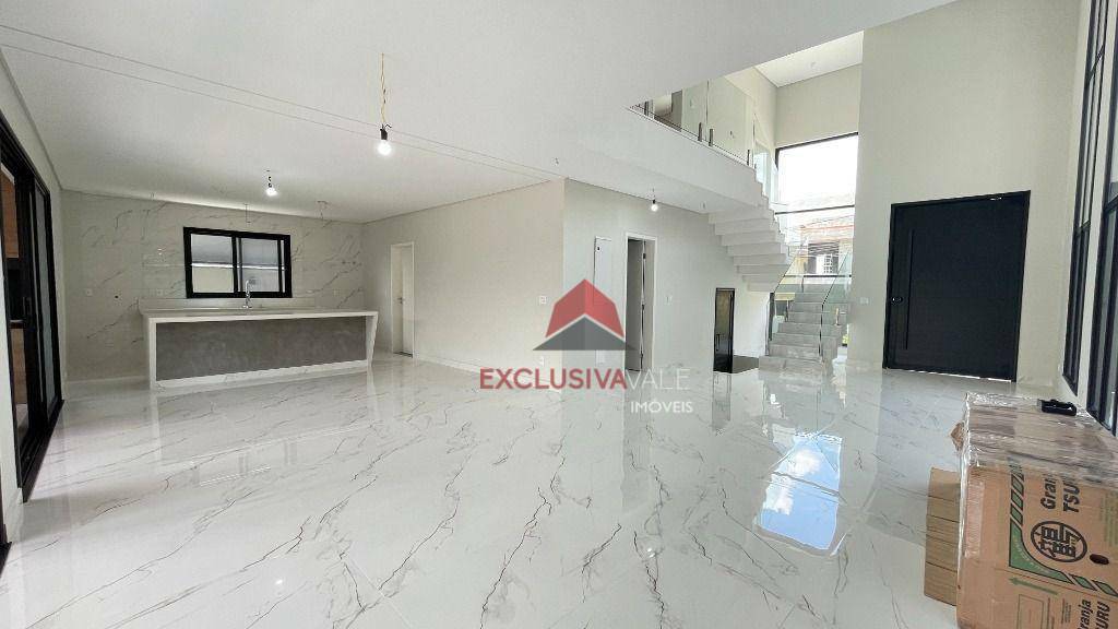 Casa de Condomínio à venda com 4 quartos, 350m² - Foto 5