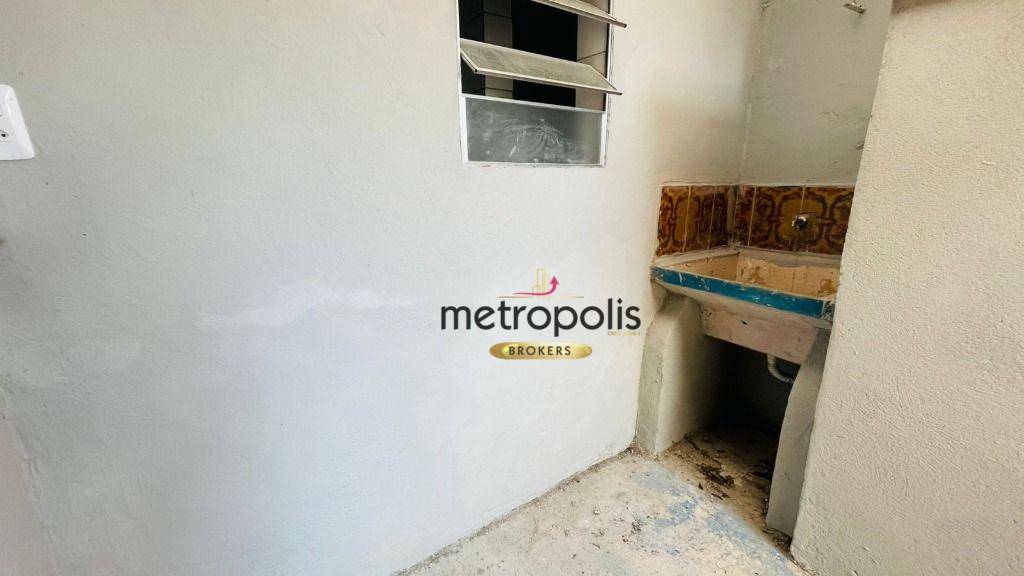 Casa para alugar com 1 quarto, 60m² - Foto 2