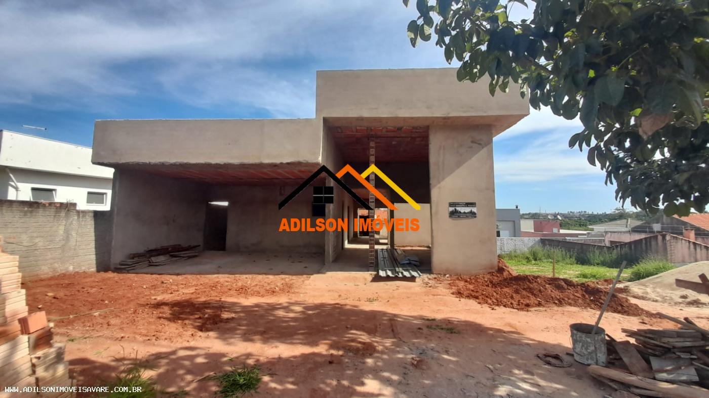Casa à venda com 3 quartos, 142m² - Foto 4
