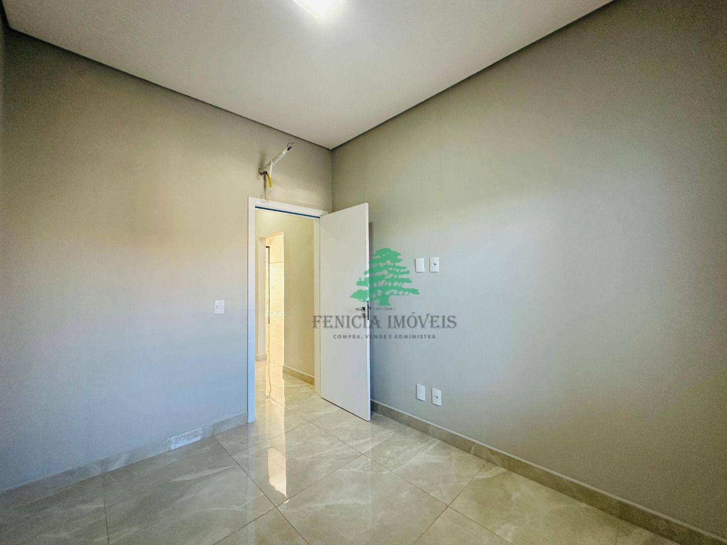 Casa à venda com 2 quartos, 70m² - Foto 8
