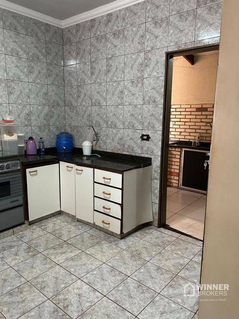 Casa à venda com 3 quartos, 150m² - Foto 16