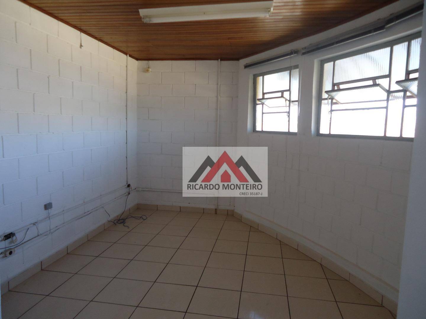 Depósito-Galpão-Armazém à venda, 601m² - Foto 16