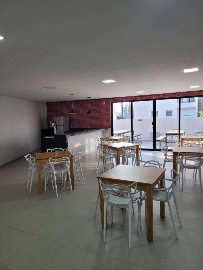 Apartamento para alugar com 2 quartos, 63m² - Foto 47
