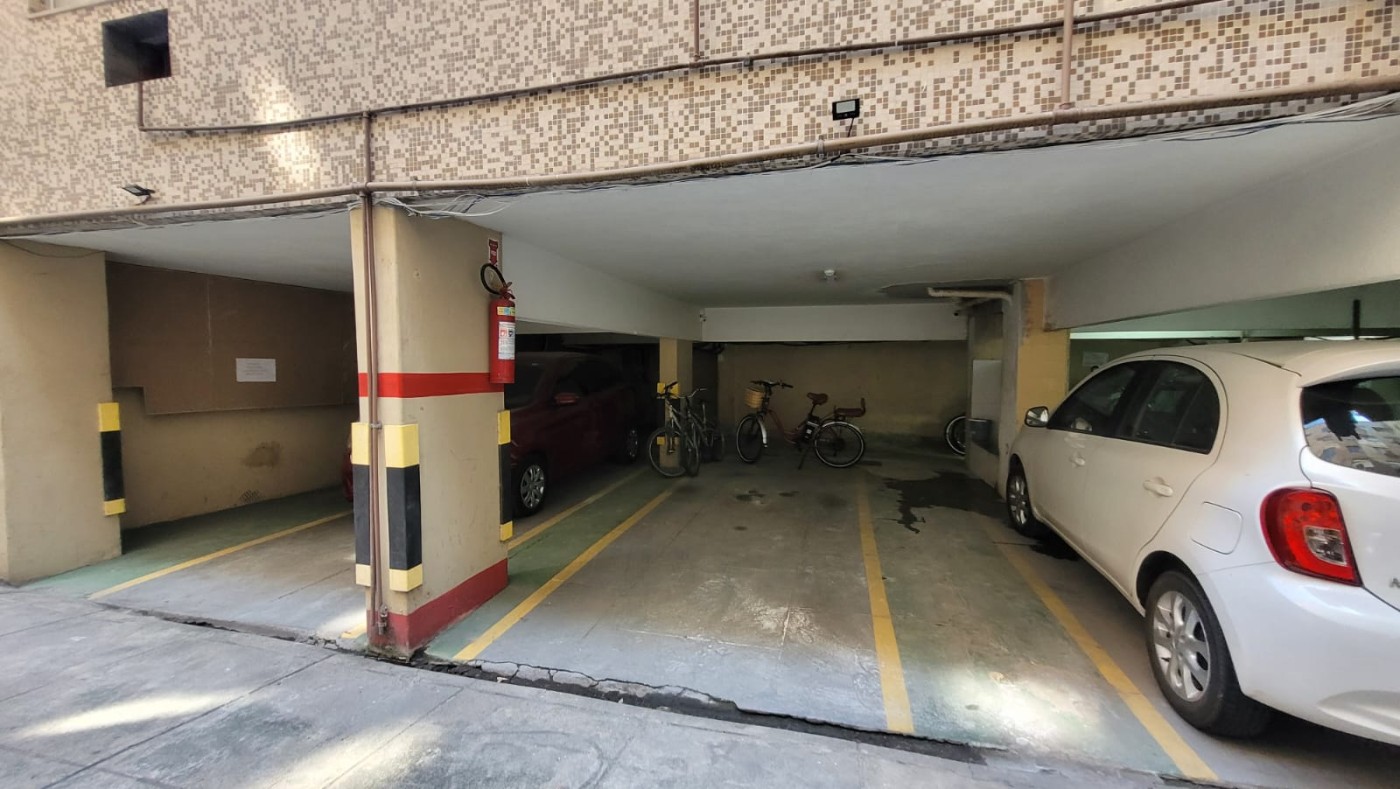 Apartamento à venda com 2 quartos, 80m² - Foto 9