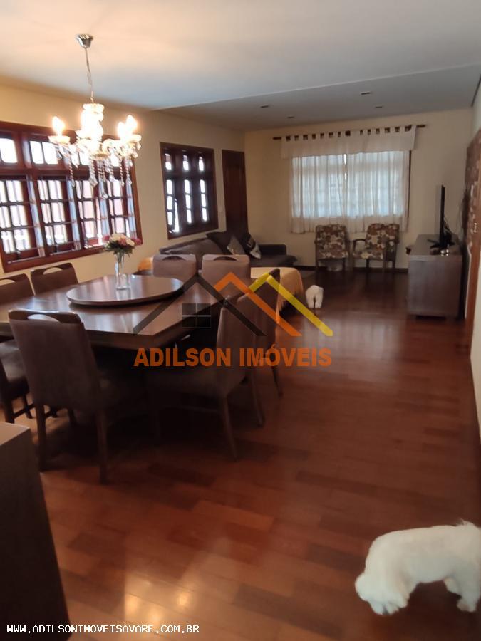 Casa à venda com 3 quartos, 244m² - Foto 23