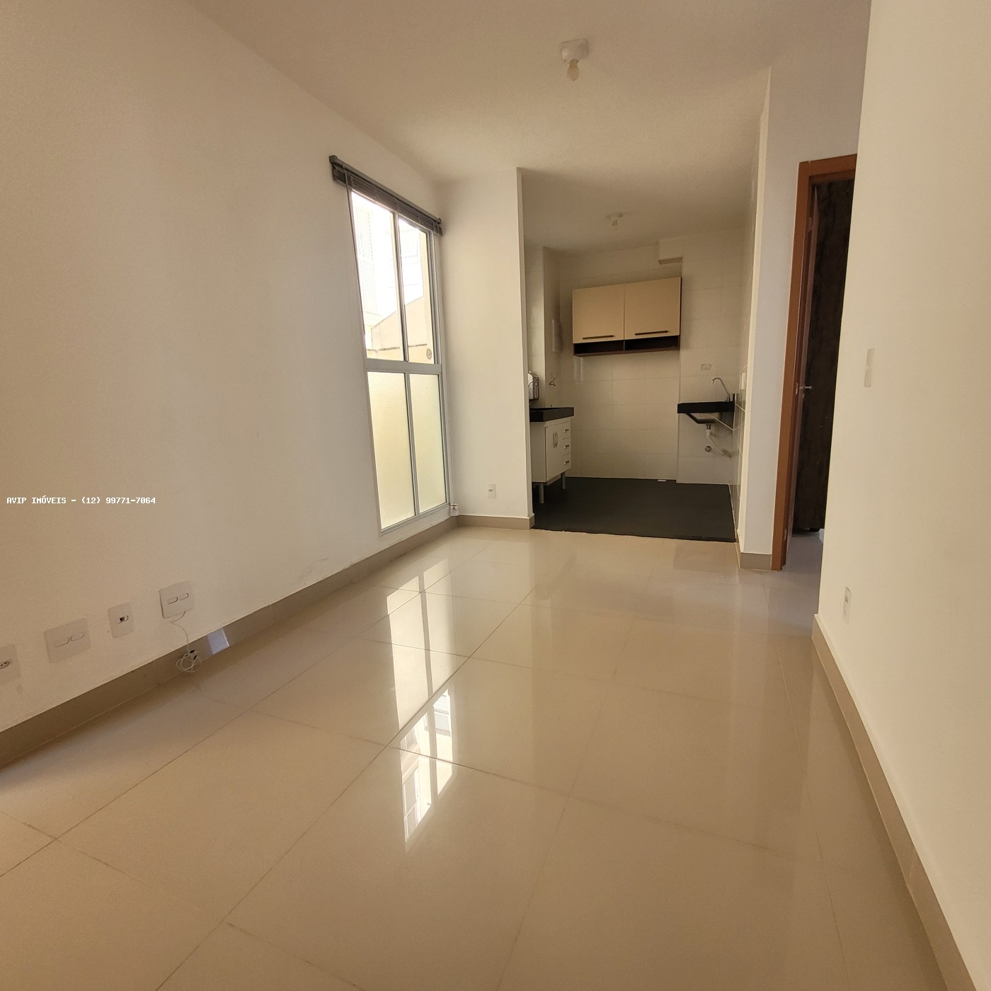 Apartamento à venda com 2 quartos, 42m² - Foto 9