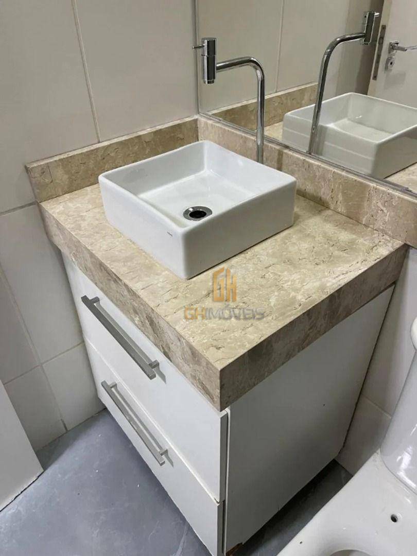 Apartamento à venda com 2 quartos, 58m² - Foto 4