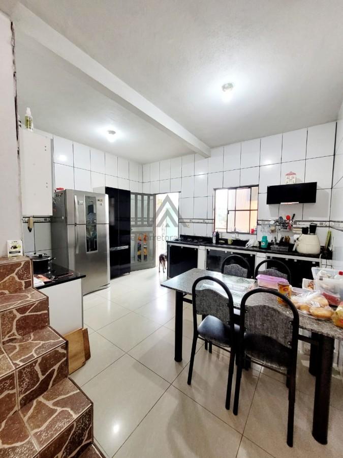 Casa à venda com 3 quartos, 330m² - Foto 6
