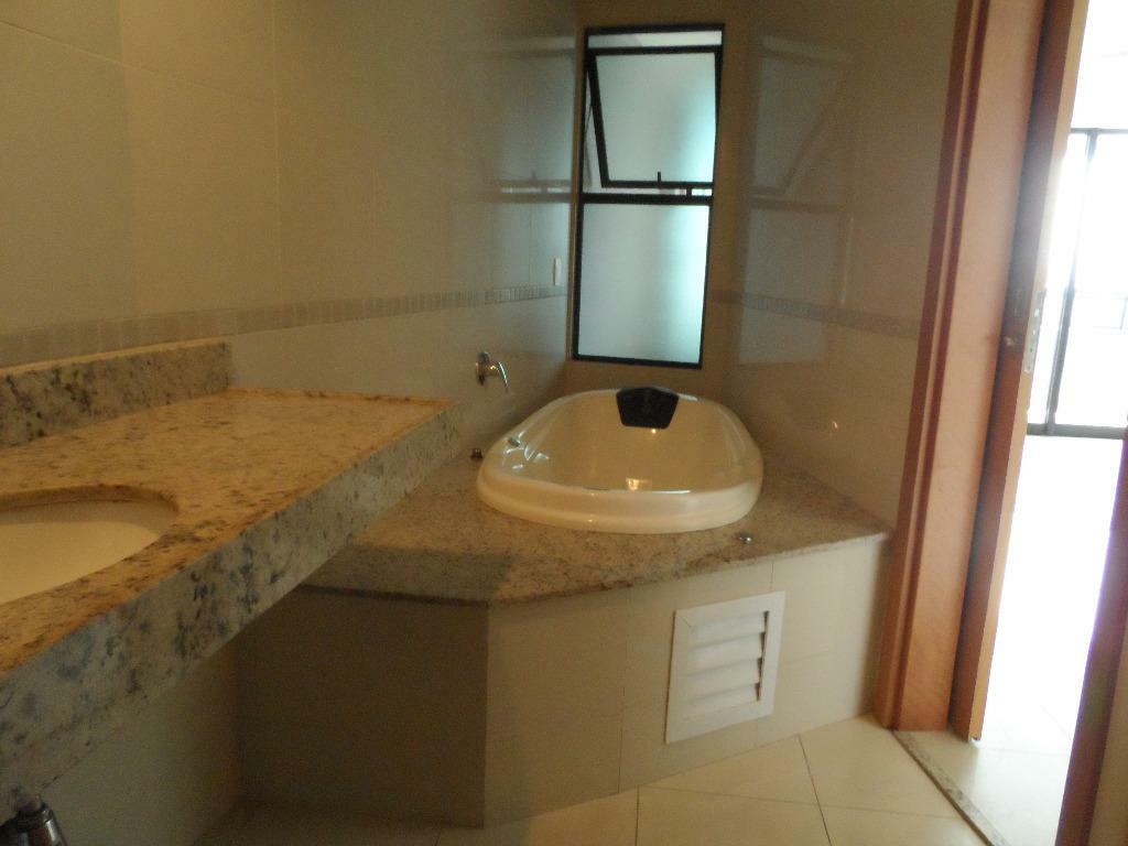 Apartamento à venda com 3 quartos, 240m² - Foto 38