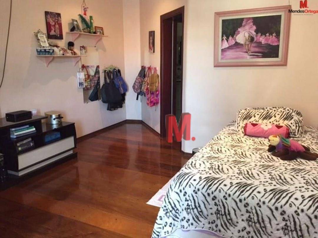 Casa à venda e aluguel com 3 quartos, 460m² - Foto 30