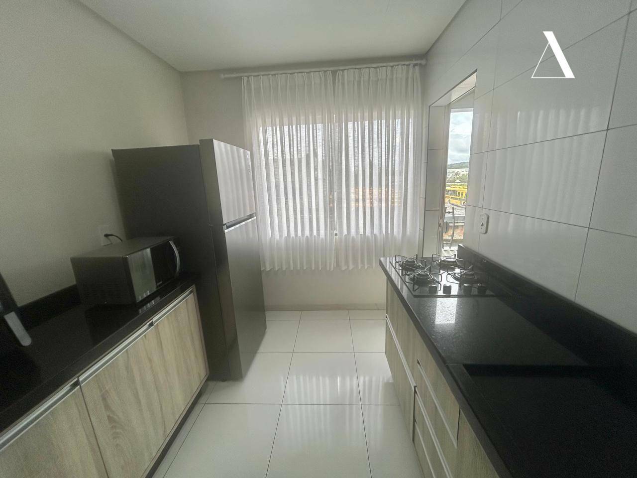 Casa à venda com 3 quartos, 234m² - Foto 9