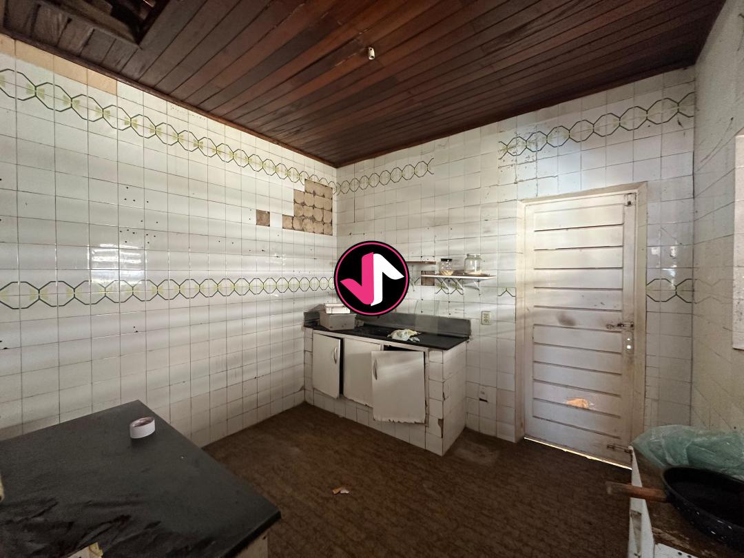 Casa à venda com 4 quartos, 250m² - Foto 5