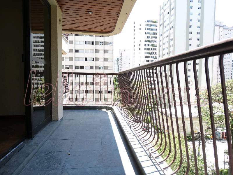 Apartamento para alugar com 4 quartos, 170m² - Foto 3