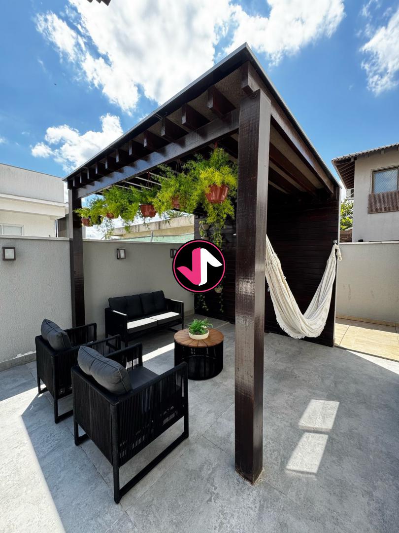 Casa de Condomínio à venda com 3 quartos, 243m² - Foto 2
