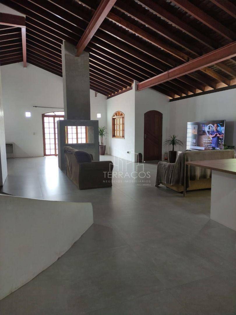 Chácara à venda com 4 quartos, 650m² - Foto 11