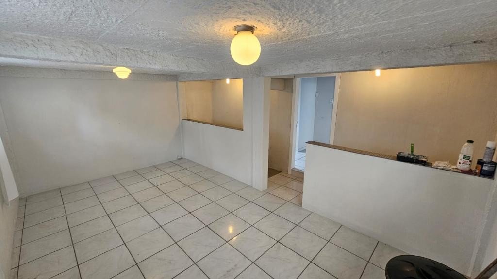 Prédio Inteiro à venda, 300m² - Foto 5