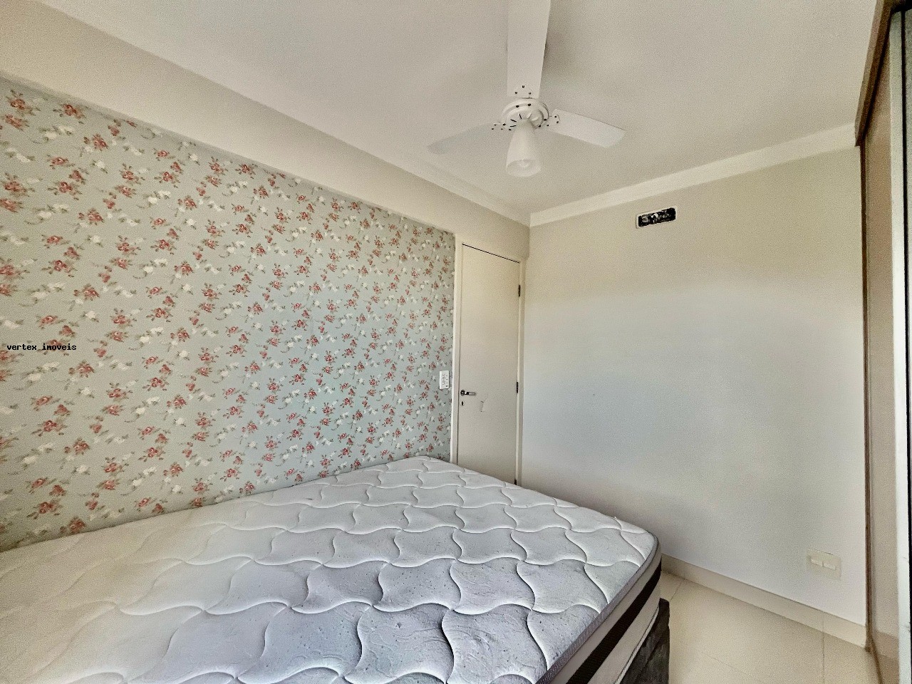 Apartamento à venda com 3 quartos - Foto 10