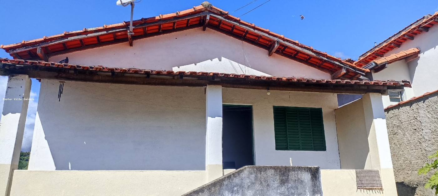 Casa à venda com 2 quartos, 200m² - Foto 2