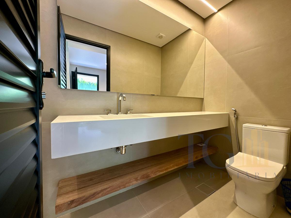Casa de Condomínio à venda com 4 quartos, 450m² - Foto 43