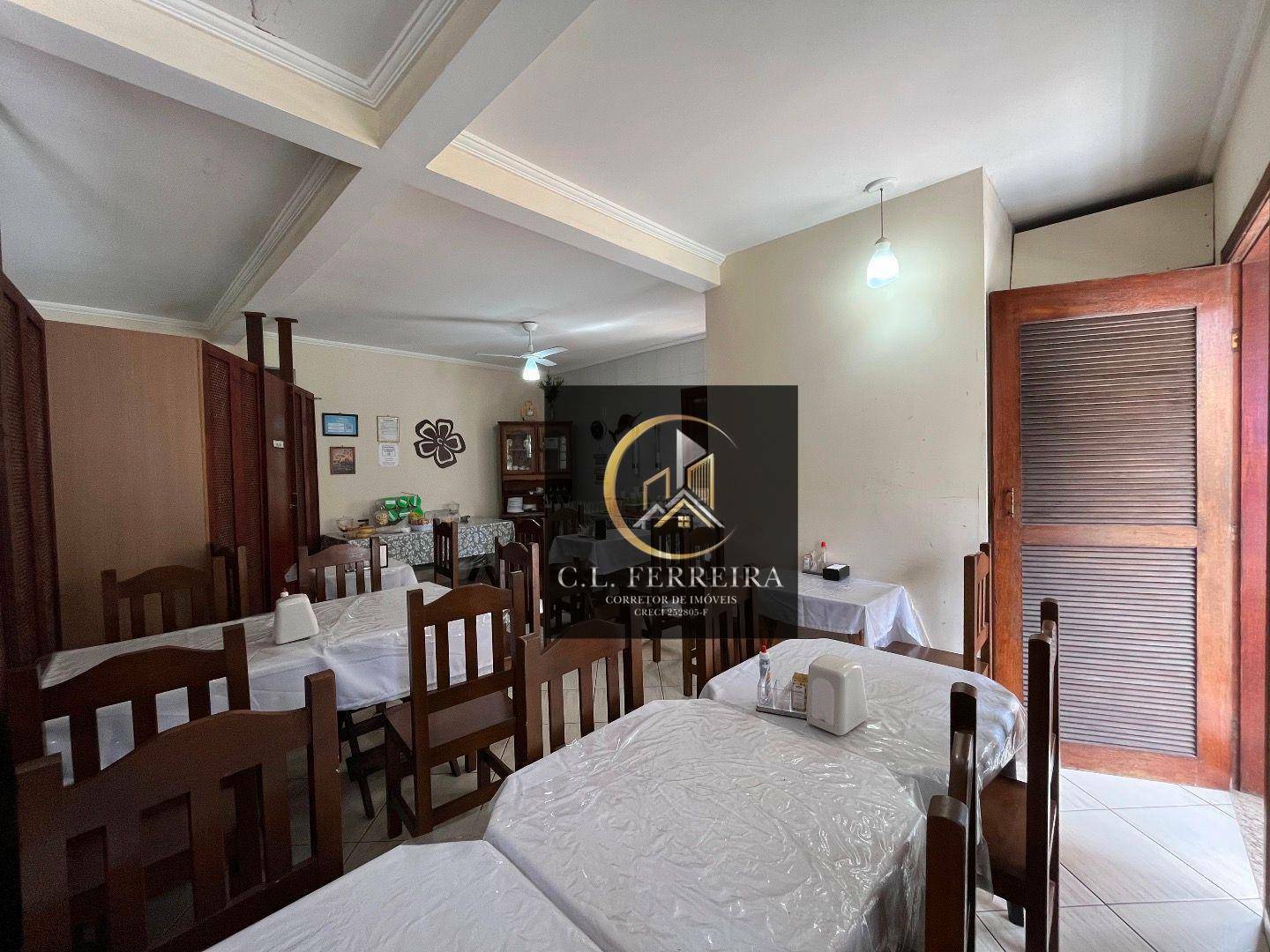 Pousada-Chalé à venda com 16 quartos, 300m² - Foto 24