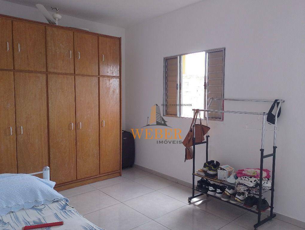 Casa à venda com 3 quartos, 125m² - Foto 12