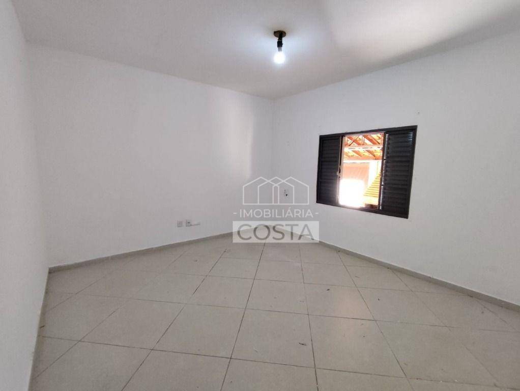 Chácara à venda com 2 quartos, 150m² - Foto 8