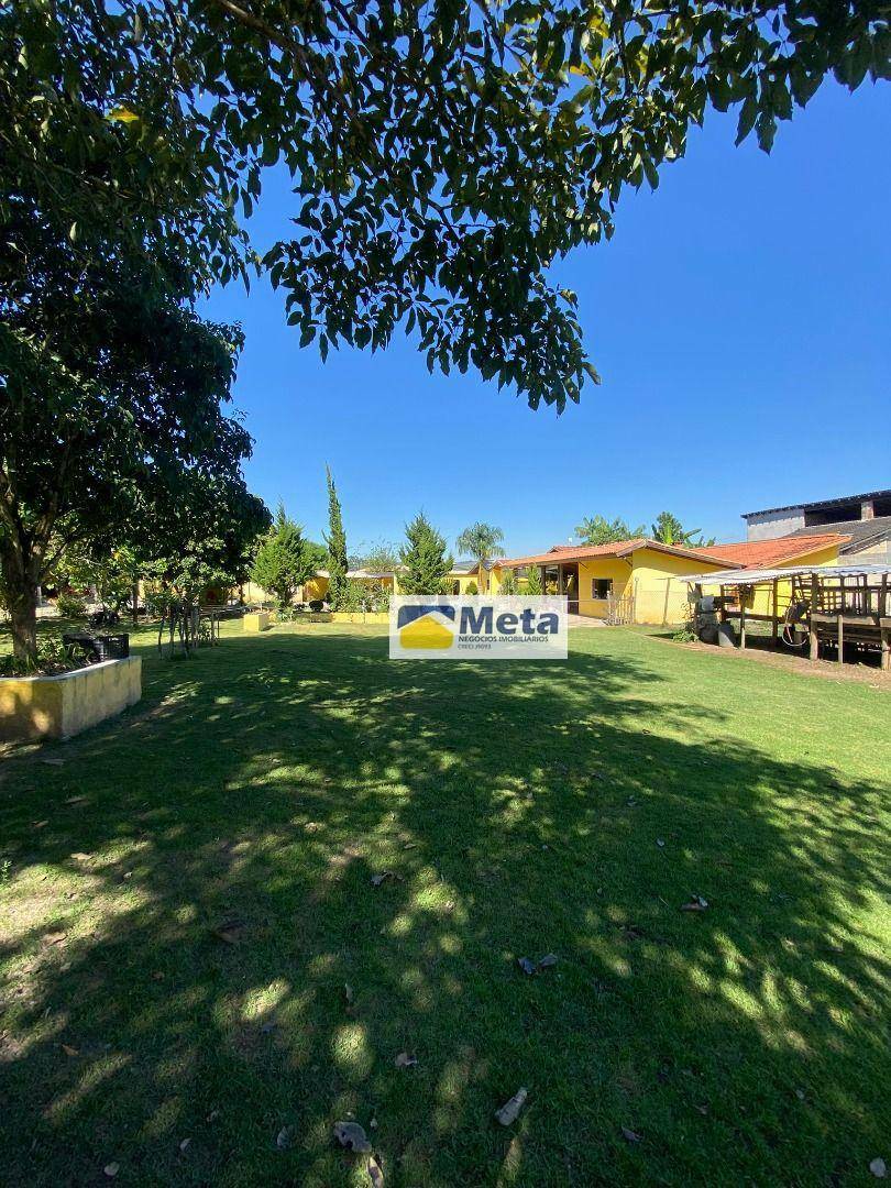 Chácara à venda com 4 quartos, 450m² - Foto 23