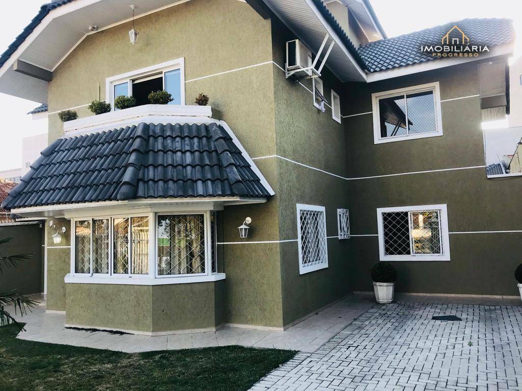 Sobrado à venda com 3 quartos, 300m² - Foto 8