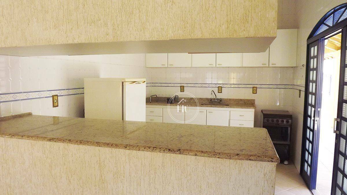Chácara à venda com 3 quartos, 360m² - Foto 10