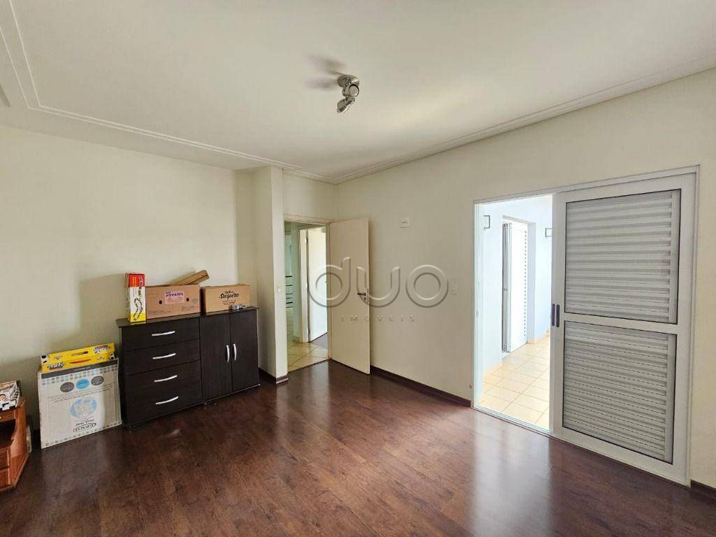 Casa de Condomínio para alugar com 3 quartos, 340m² - Foto 40