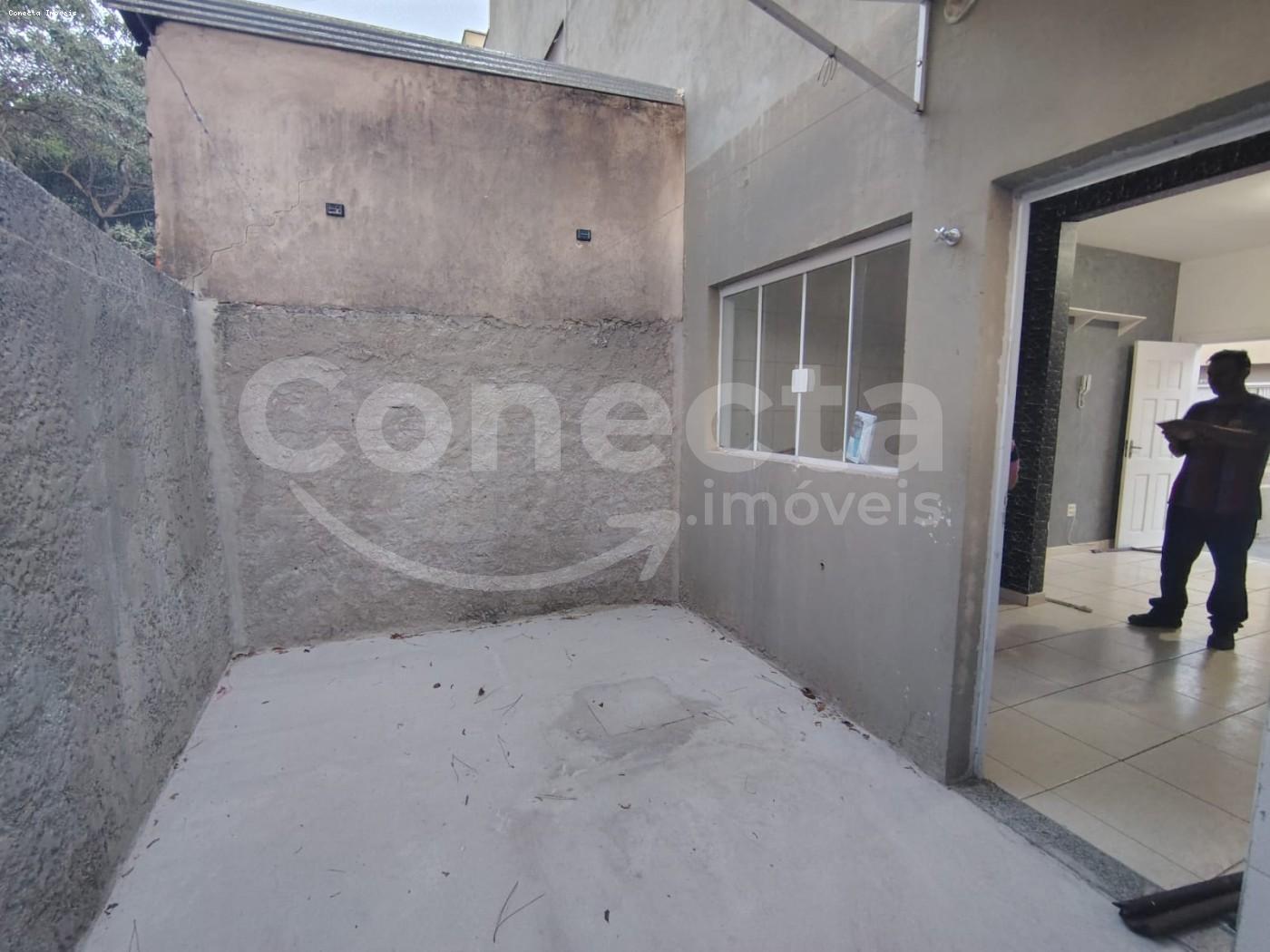 Casa para alugar com 2 quartos, 60m² - Foto 7