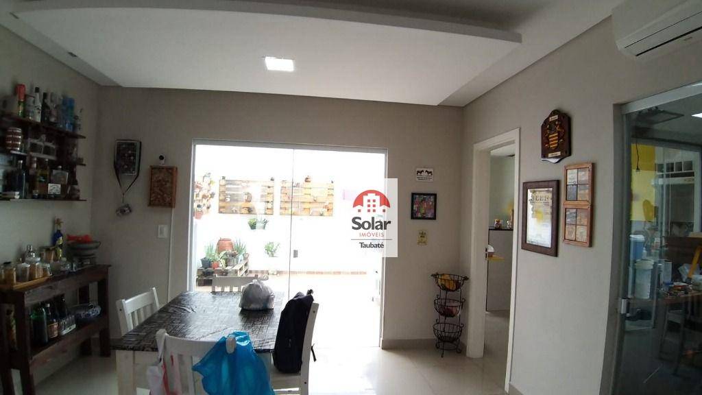 Casa de Condomínio à venda com 3 quartos, 87m² - Foto 1