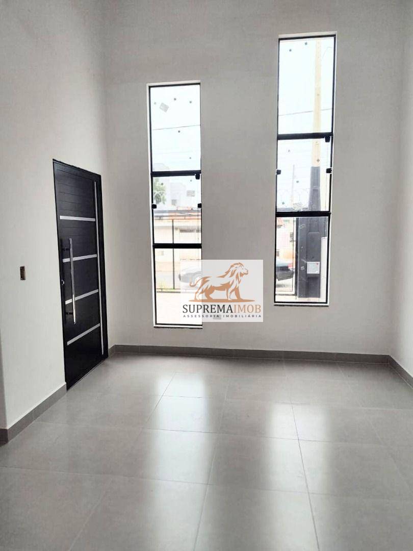 Casa à venda com 2 quartos, 63m² - Foto 3