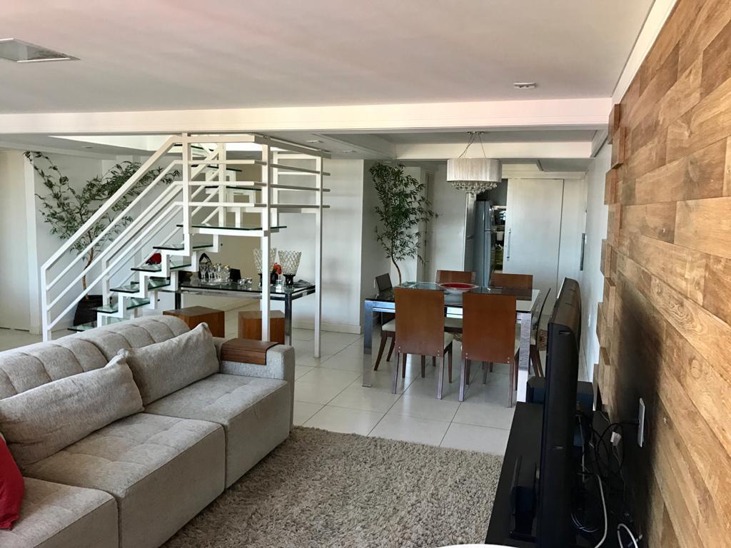 Cobertura à venda com 4 quartos, 300m² - Foto 12