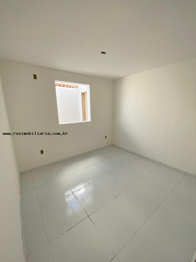 Casa à venda com 2 quartos, 56m² - Foto 3