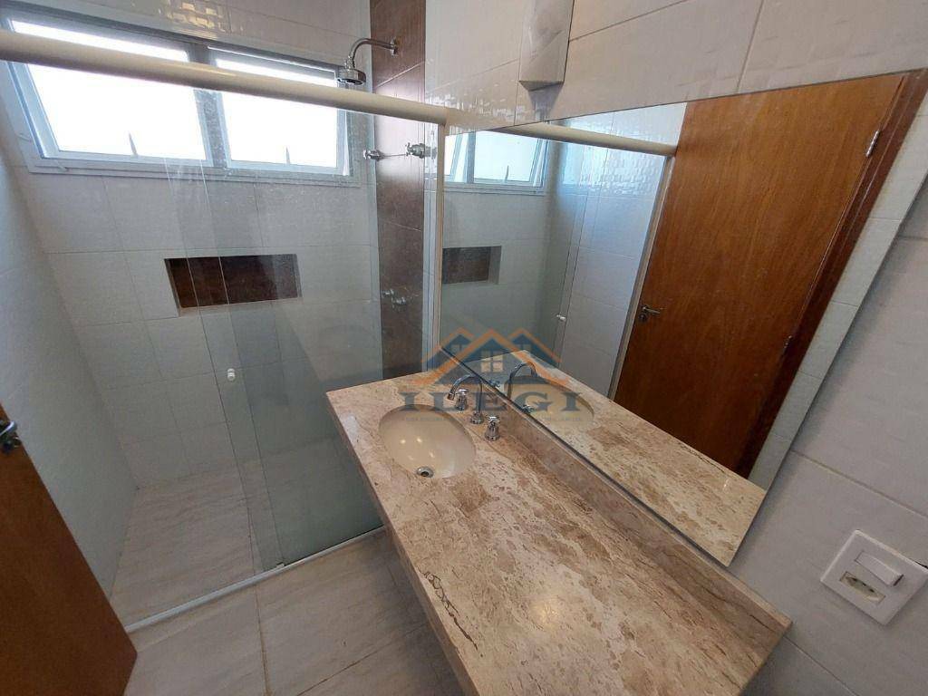 Casa de Condomínio à venda e aluguel com 4 quartos, 563m² - Foto 46