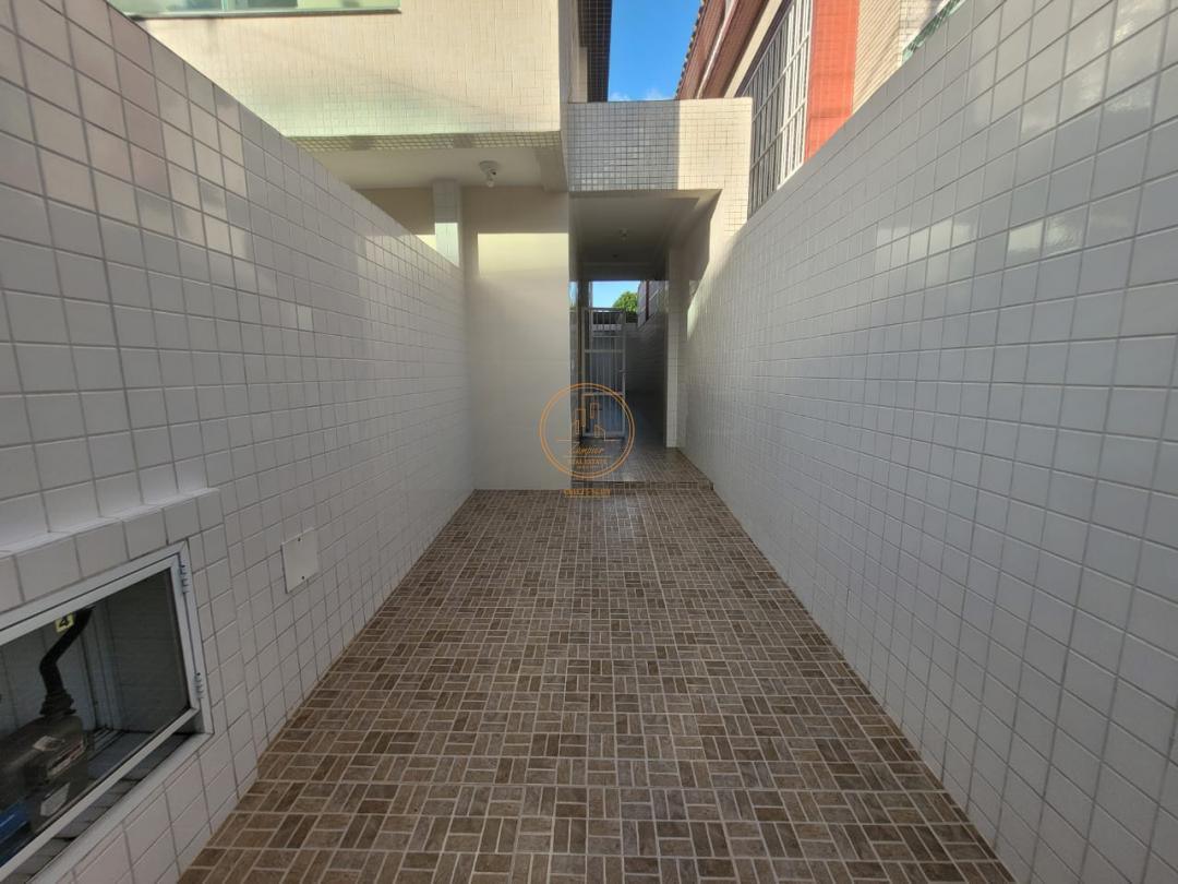 Casa à venda com 2 quartos, 70m² - Foto 16