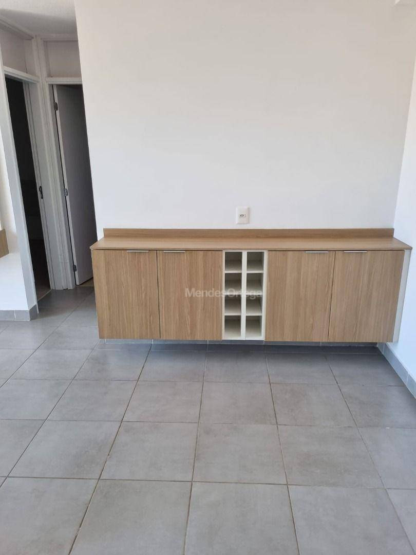 Apartamento para alugar com 2 quartos, 47m² - Foto 3
