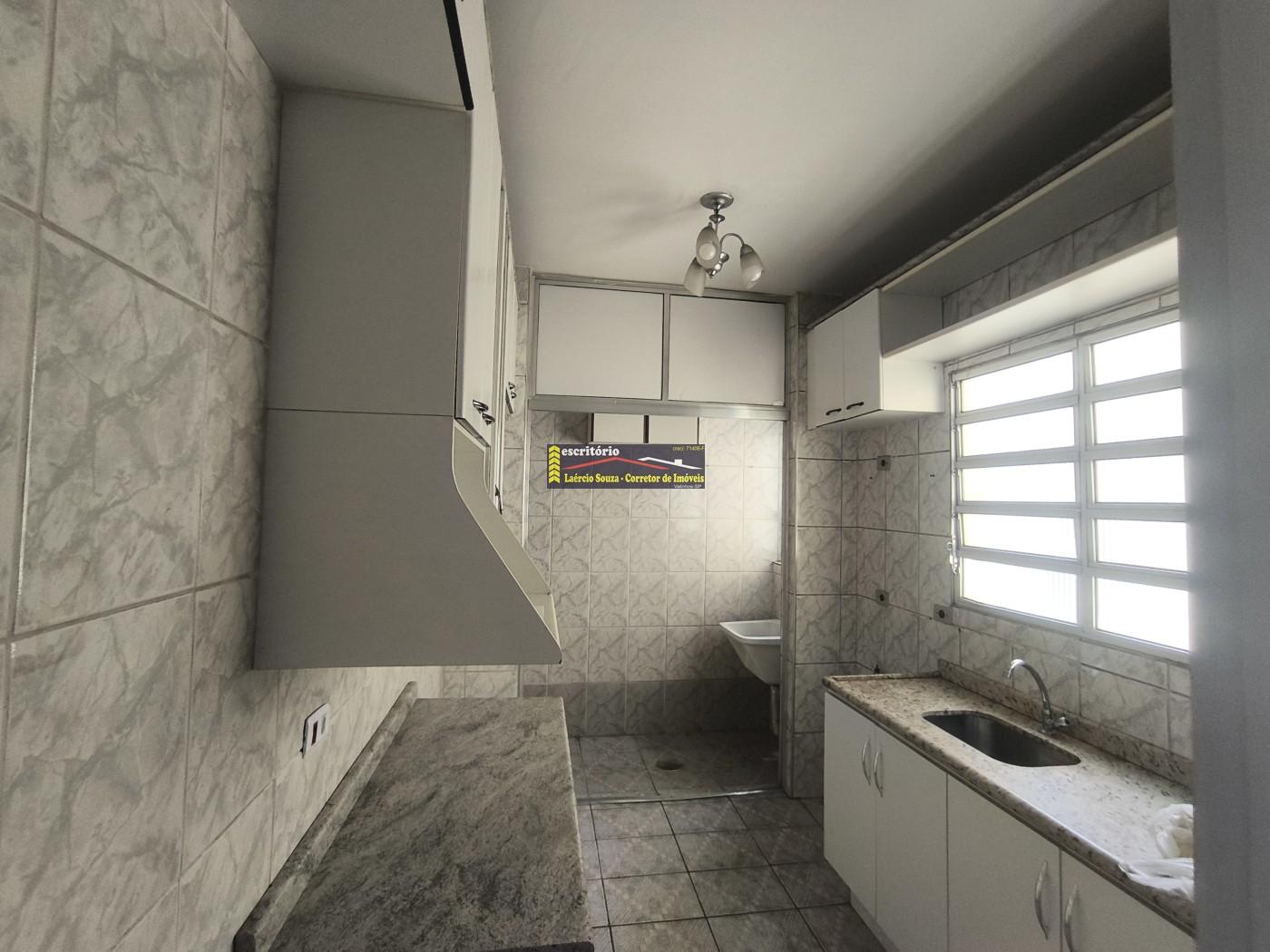 Apartamento para alugar com 2 quartos, 60m² - Foto 35