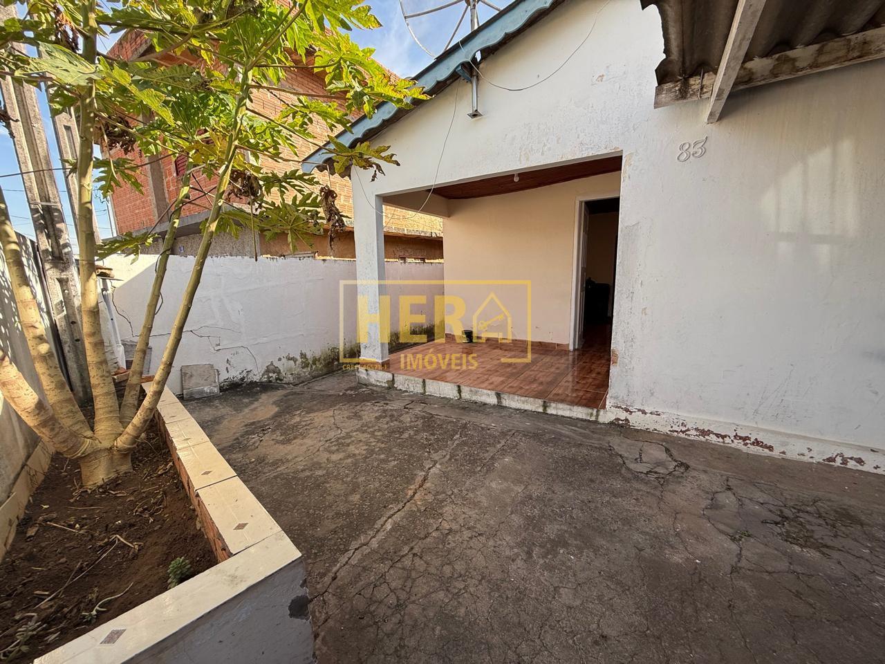 Casa à venda com 3 quartos, 151m² - Foto 2